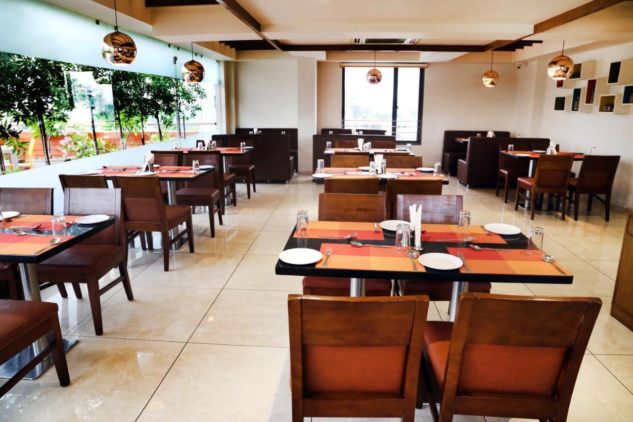 The Park Residency Hotell Ahmedabad Eksteriør bilde